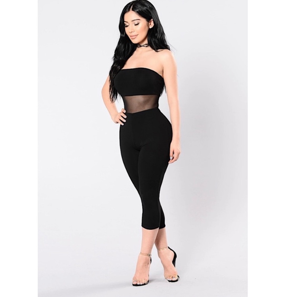 Fashion Nova Black Sleeveless Jumpsuit
